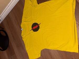 Vintage 1999 THE FLASH T-Shirt Mens Large Yellow DC Comics Shirt Graphitti